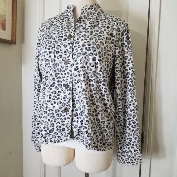 CASLON cream black animal print jacket - Picture 2 of 10